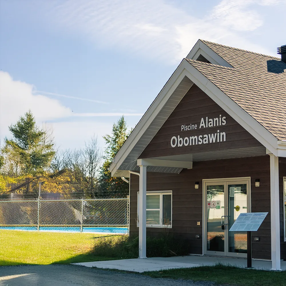 Piscine-Alanis-Obomsawin